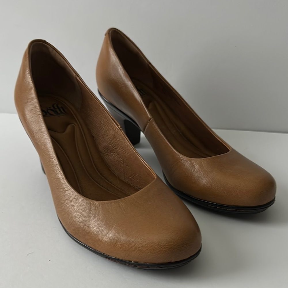 Sofft Women’s Tan Pumps~ 6.5